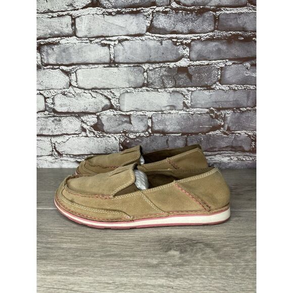 Ariat Cruiser Shoes Tan Suede Pink Slip On Loafer Flat Casual Women Sz 10B US/41 - Picture 1 of 16